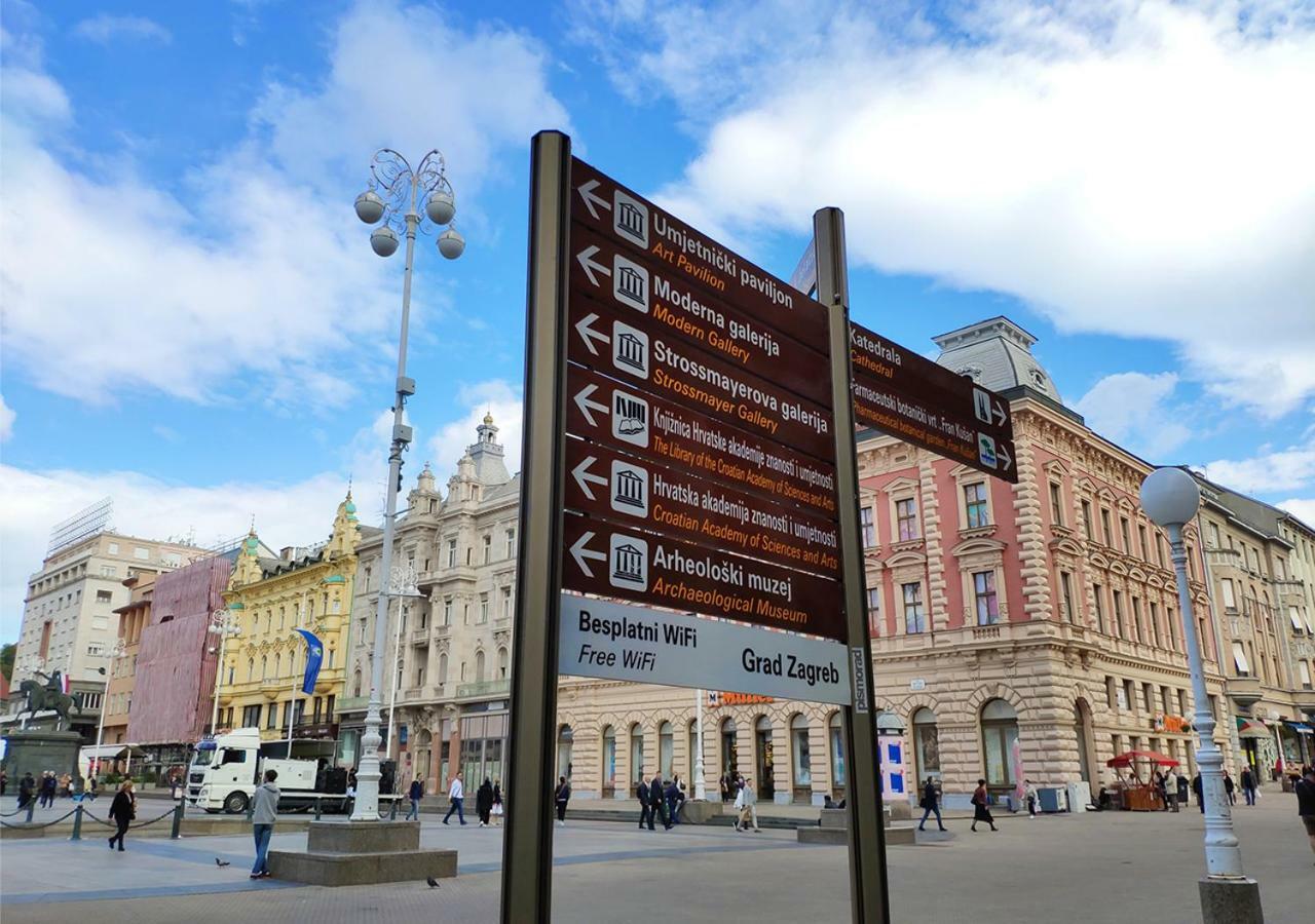 Luxurios And Historic Apartment "Shine" - Right On The Main Square ซาเกร็บ ภายนอก รูปภาพ