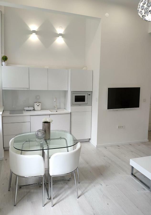 Luxurios And Historic Apartment "Shine" - Right On The Main Square ซาเกร็บ ภายนอก รูปภาพ