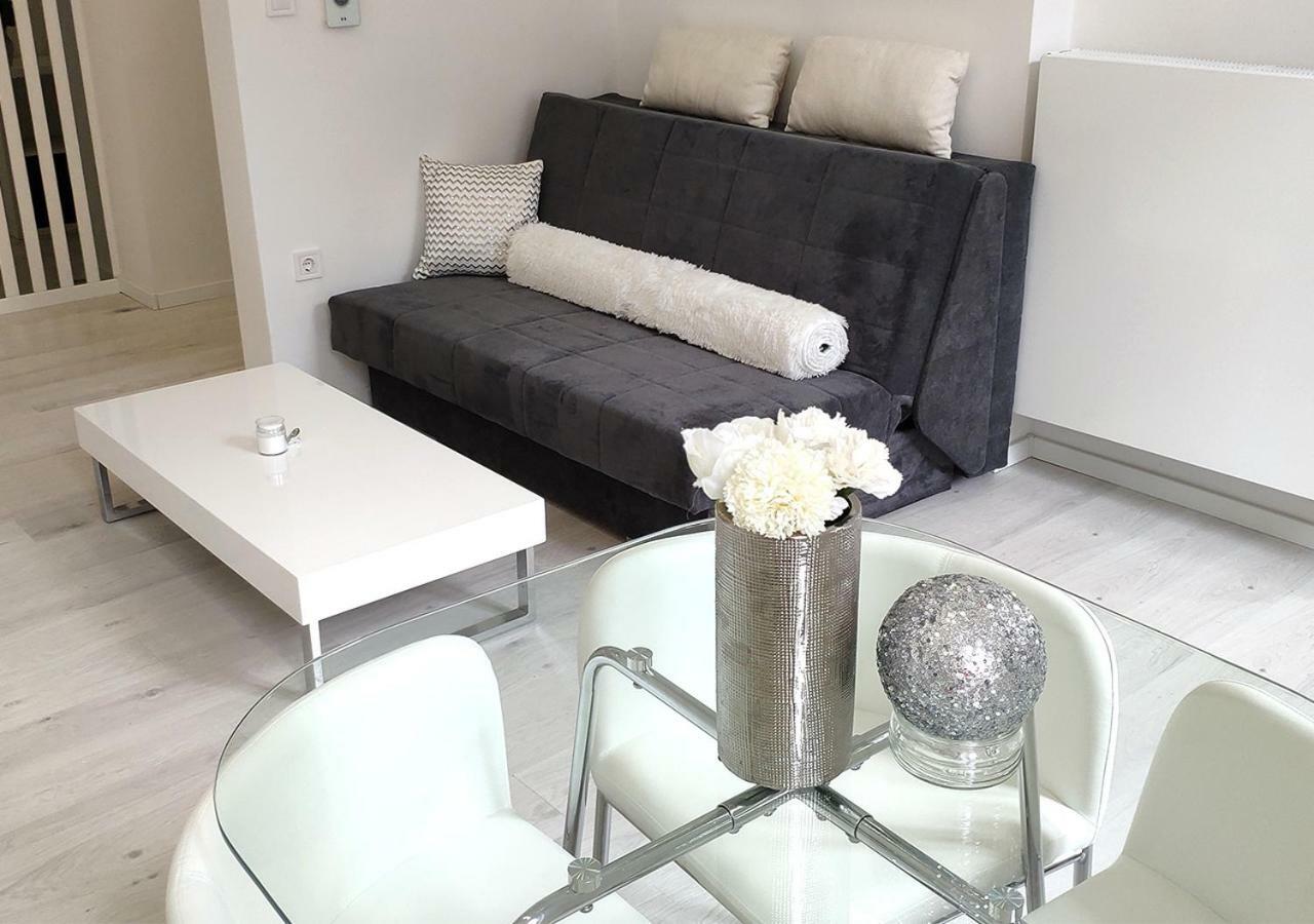 Luxurios And Historic Apartment "Shine" - Right On The Main Square ซาเกร็บ ภายนอก รูปภาพ